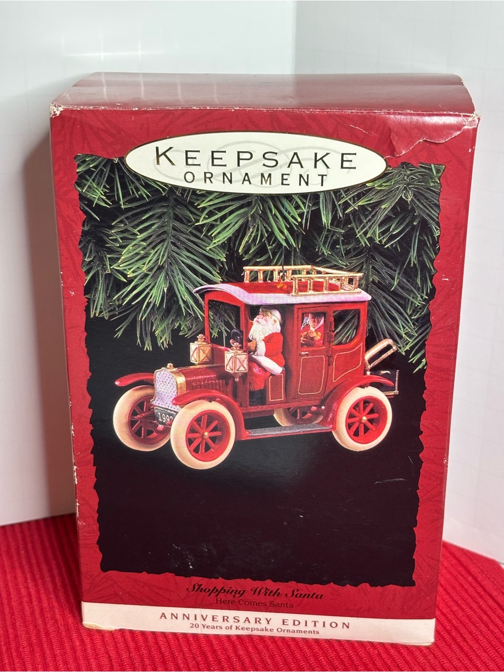 Hallmark “Shopping With Santa' Red Holiday Vehicle 1993